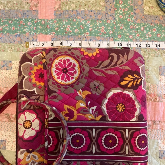 Vera Bradley laptop case - Picture 7 of 7